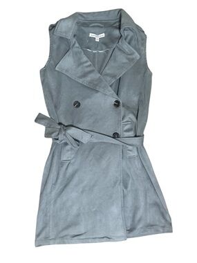 Sleeveless Trench Dress in Light Gray